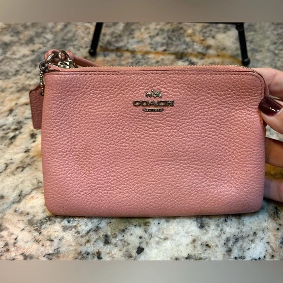 Coach Pink Leather wristlet. - Picture 8 of 11